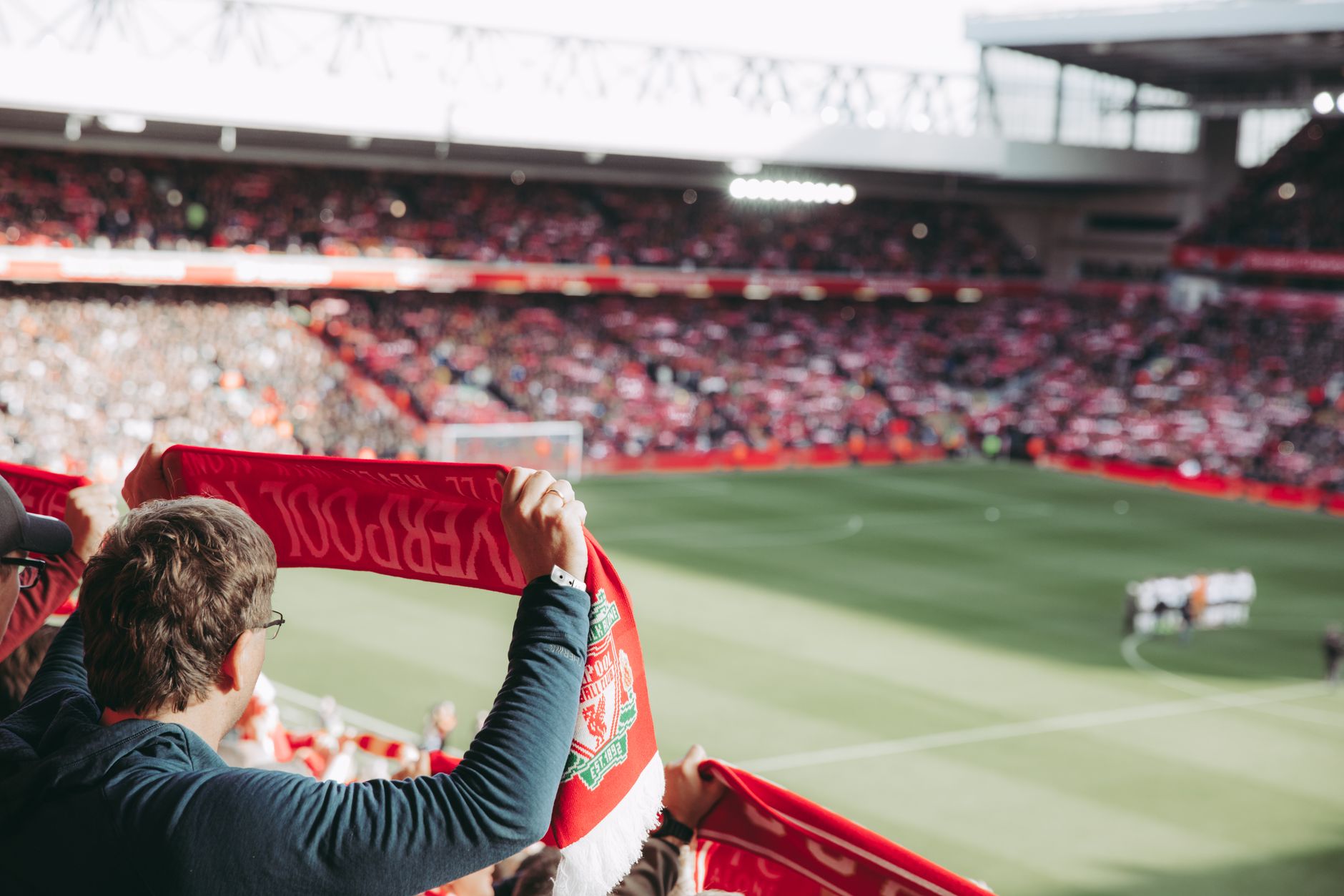 Liverpool throw away another 2-0 lead as Iraola loses first Anfield game